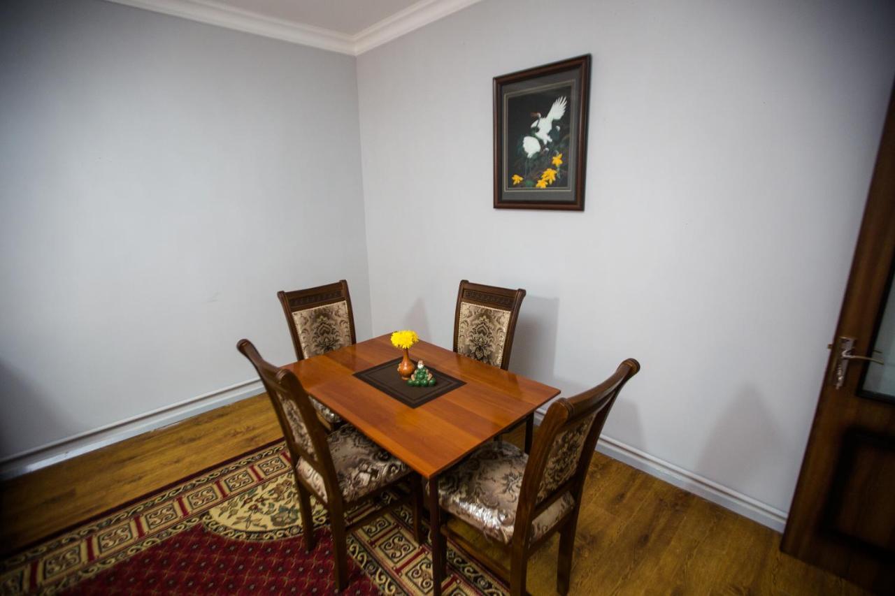 The Traveler'S Apartment Samarcande Extérieur photo