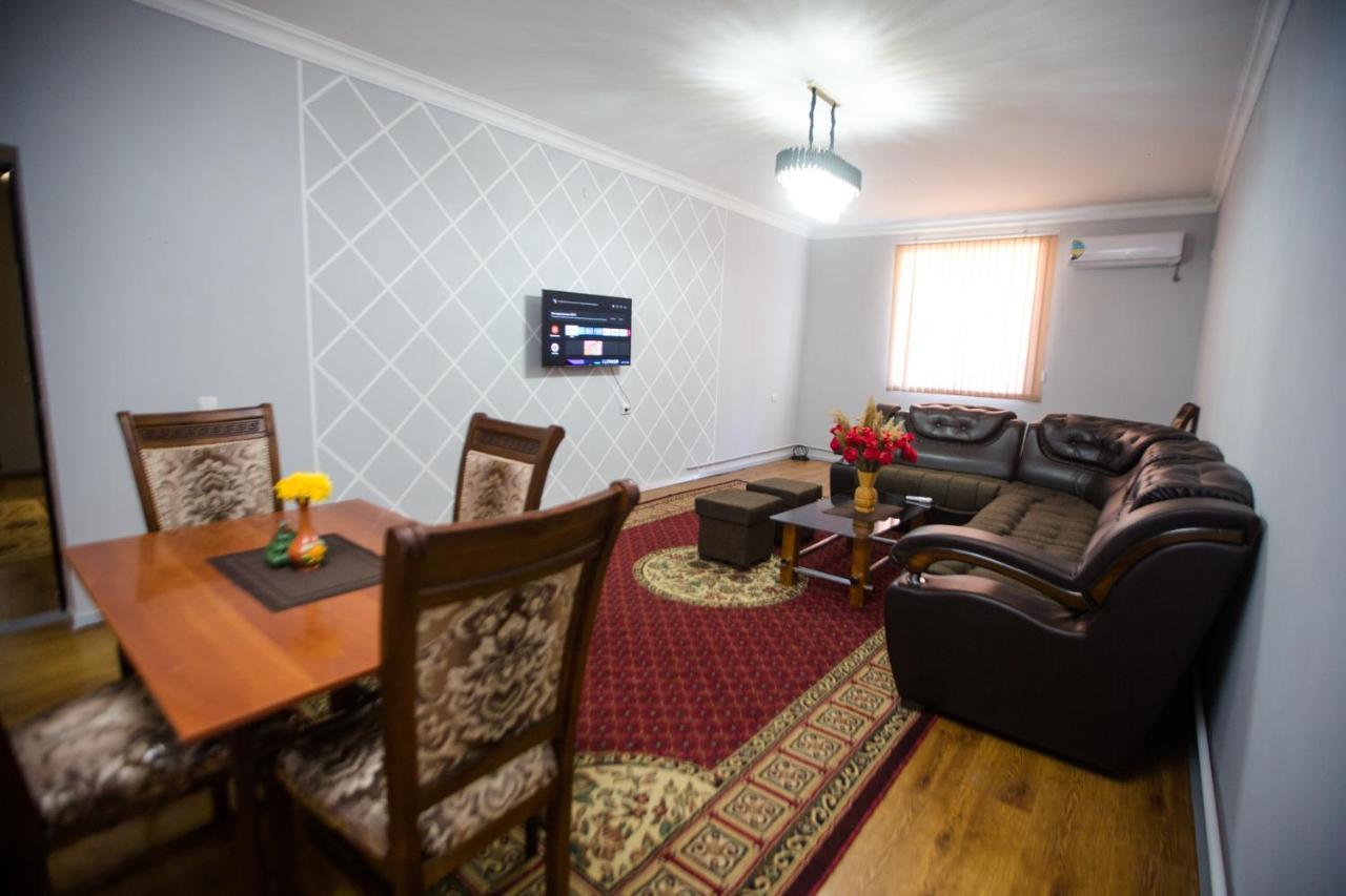 The Traveler'S Apartment Samarcande Extérieur photo